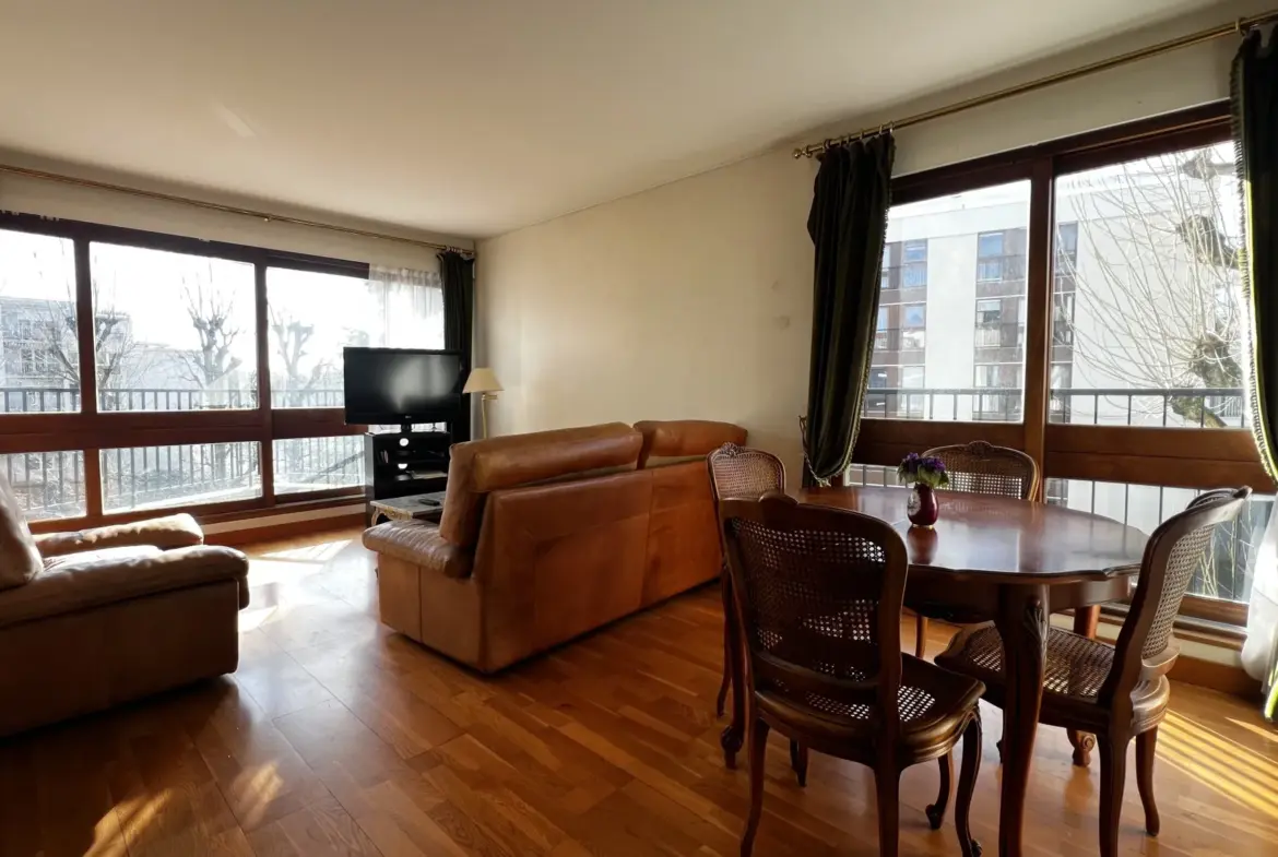 Appartement de 64 m² avec cave et box à Le Chesnay 