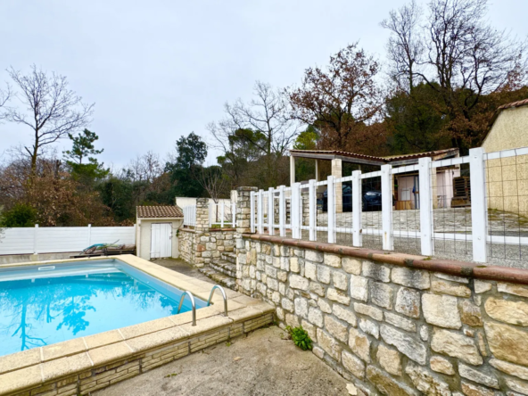 Villa plain-pied avec piscine et vue à Mondragon