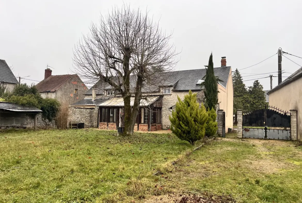 Maison de campagne à Outarville - 135m² habitables, 1200m² de terrain 