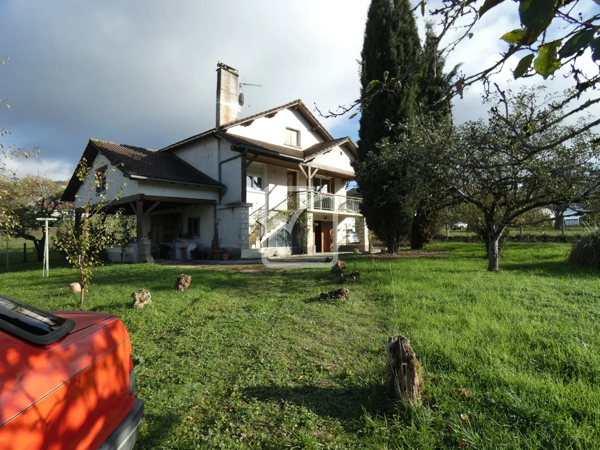 Maison agréable avec terrain à St Michel Loubejou 