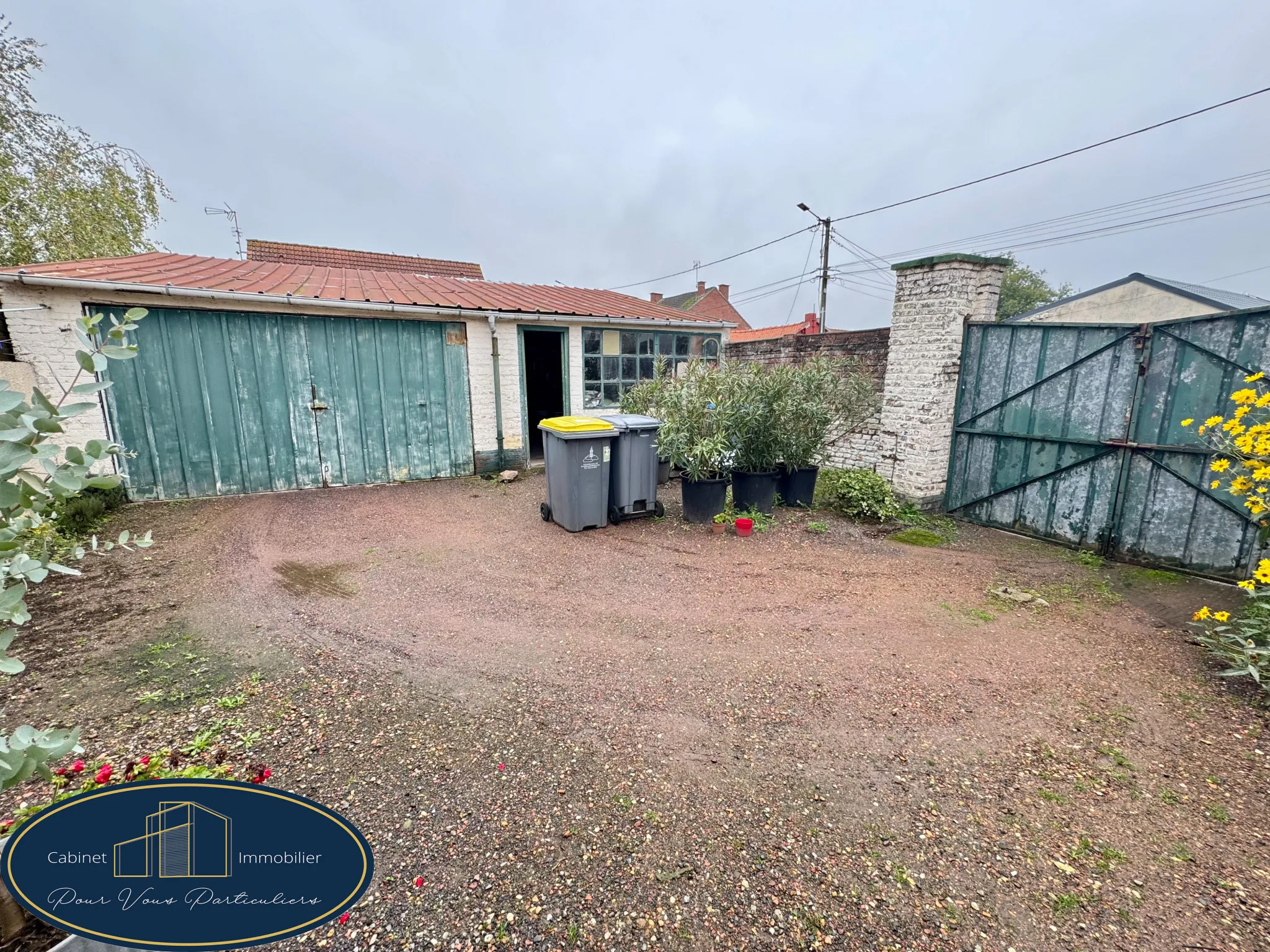 À vendre : Immeuble avec Bar FDJ et Duplex à Bouchain 