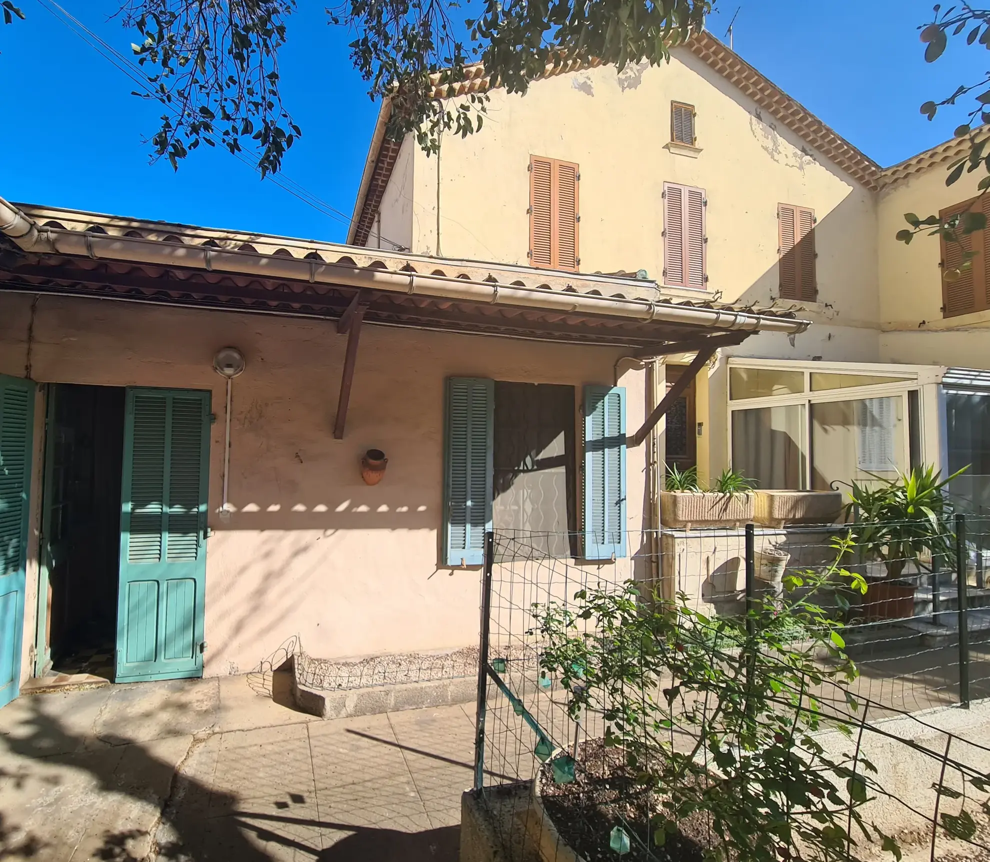 Studio rénové à Toulon - 22 m² à vendre 