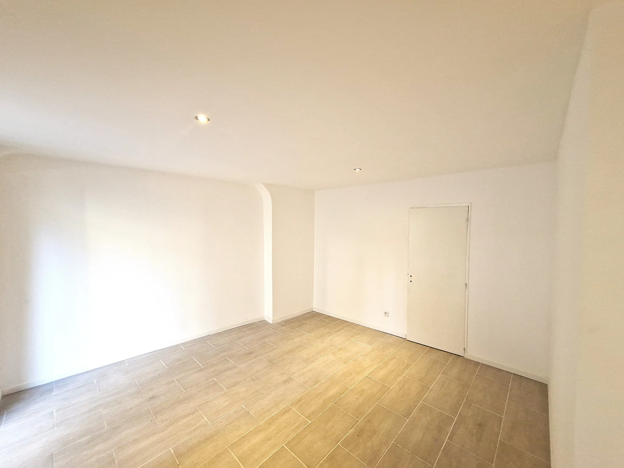 Vente Appartement Rénové à Toulon - Studio 23 m² 