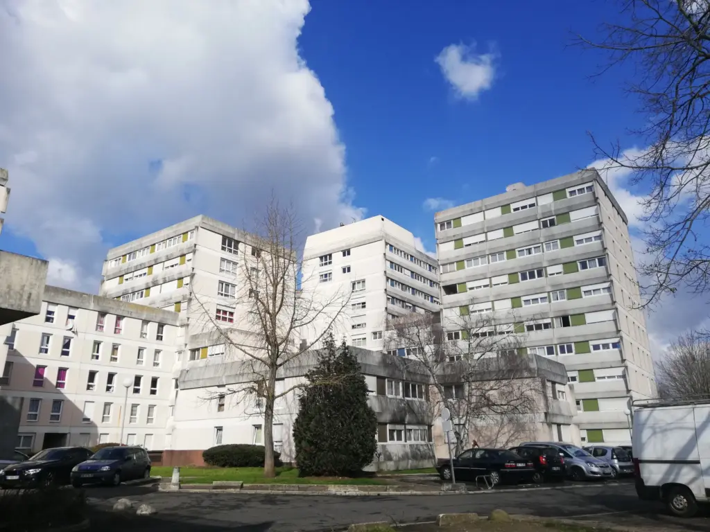 À Montmagny, appartement avec 2 chambres à vendre