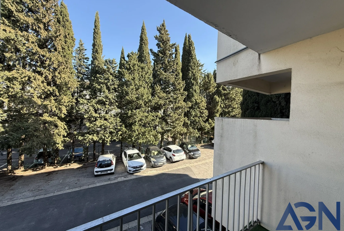 Appartement 1 pièce de 24,75 m² à vendre à Montpellier, quartier Les Arceaux 