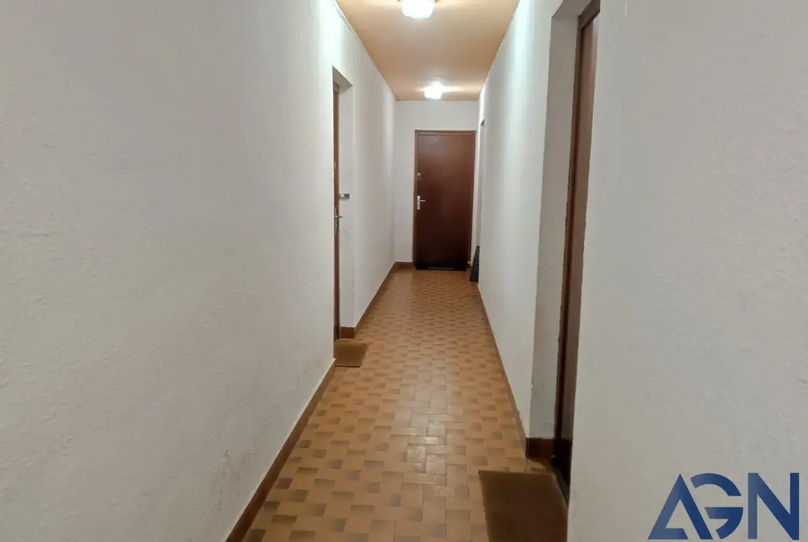 Appartement 1 pièce de 24,75 m² à vendre à Montpellier, quartier Les Arceaux 