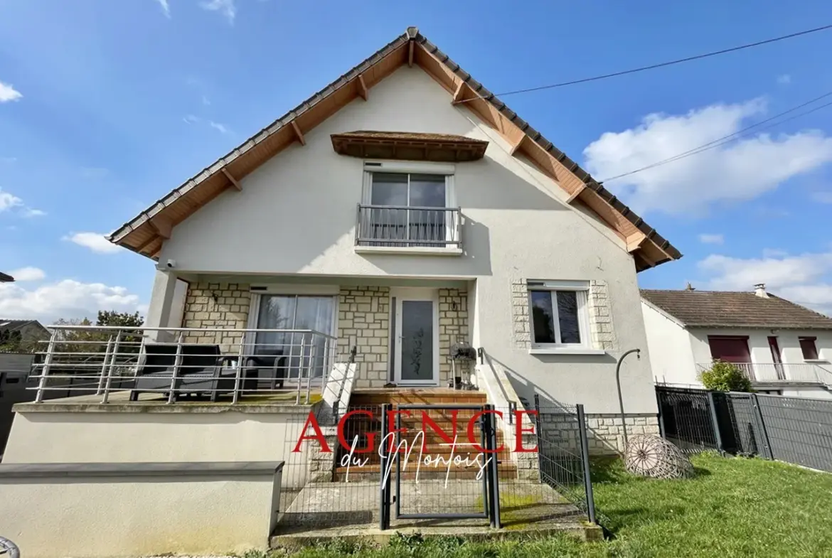 Pavillon traditionnel à vendre à Bray-sur-Seine - 240 000 € 