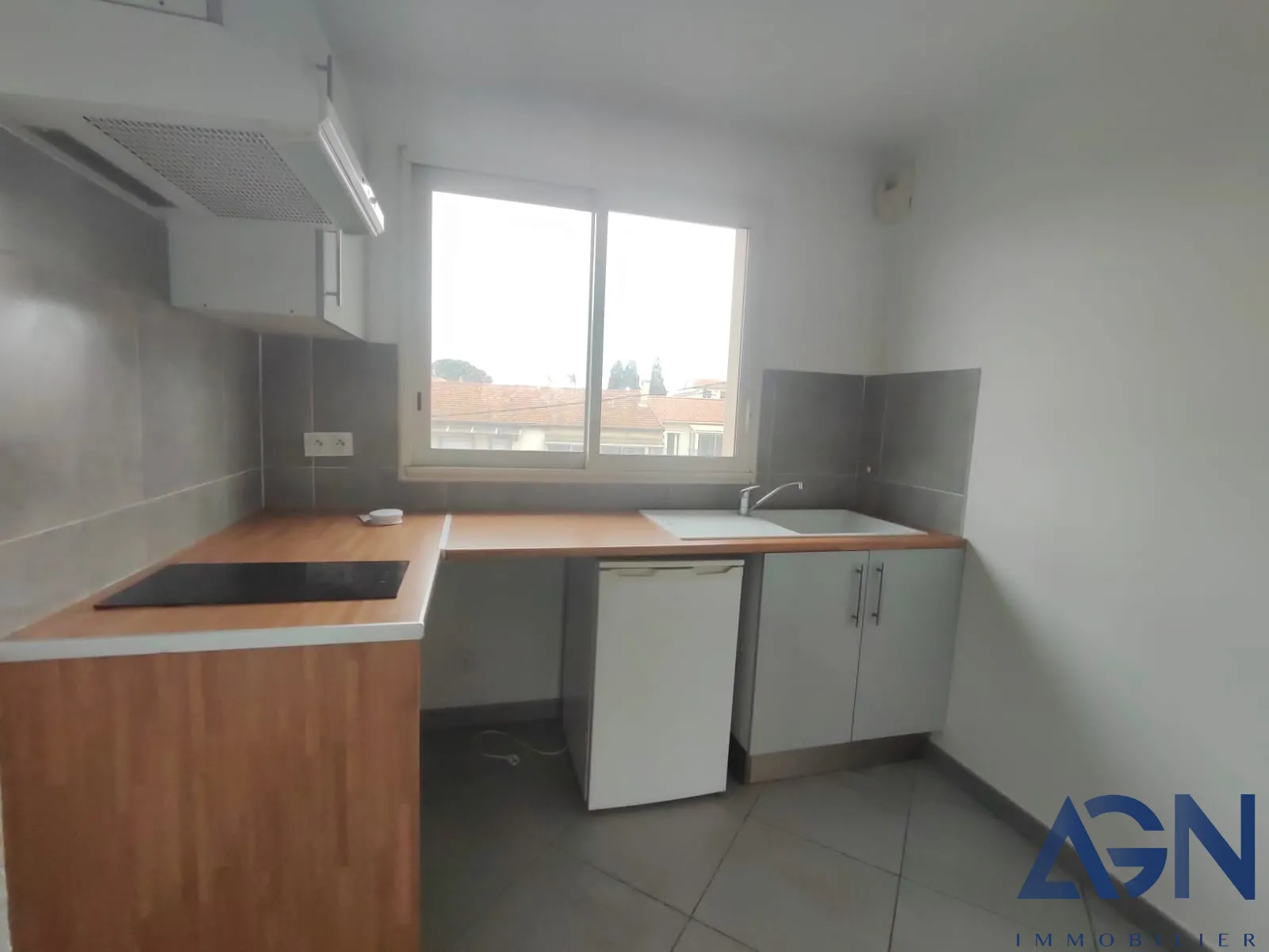 À vendre : Appartement 2 pièces de 47,08 m² avec parking et terrasse à Agde 