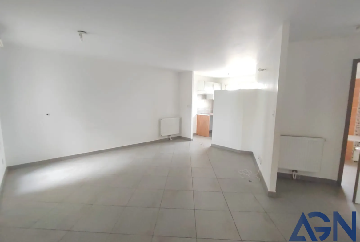 À vendre : Appartement 2 pièces de 47,08 m² avec parking et terrasse à Agde 