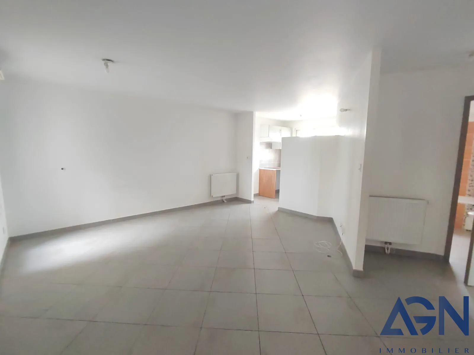 À vendre : Appartement 2 pièces de 47,08 m² avec parking et terrasse à Agde 