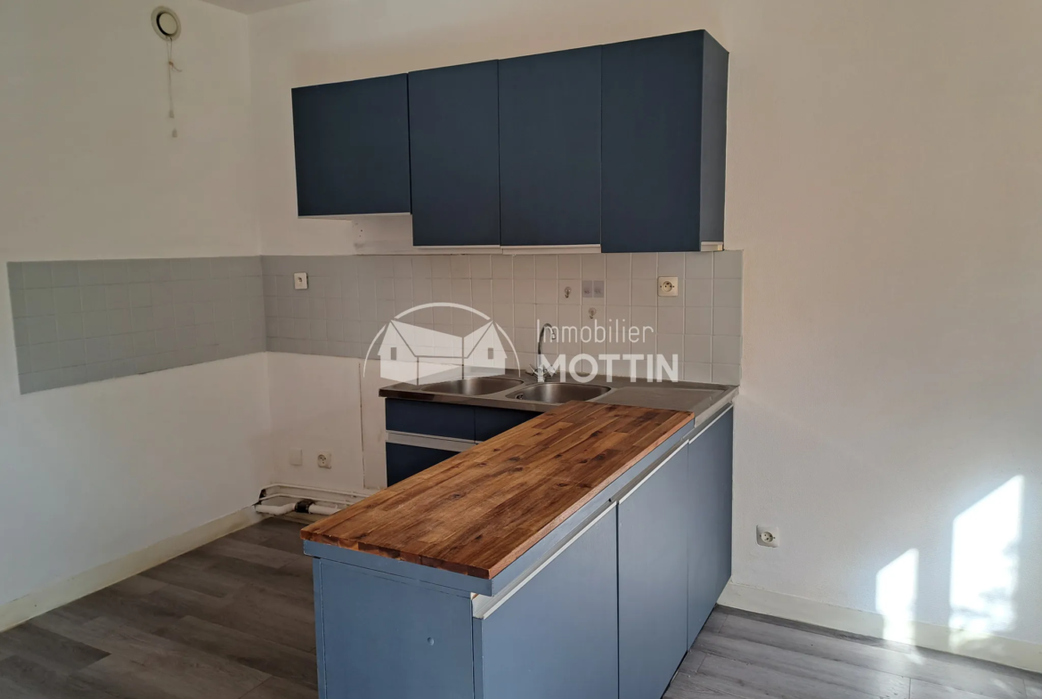 Appartement F2 avec Terrasse à Vitry-sur-Seine à Vendre 