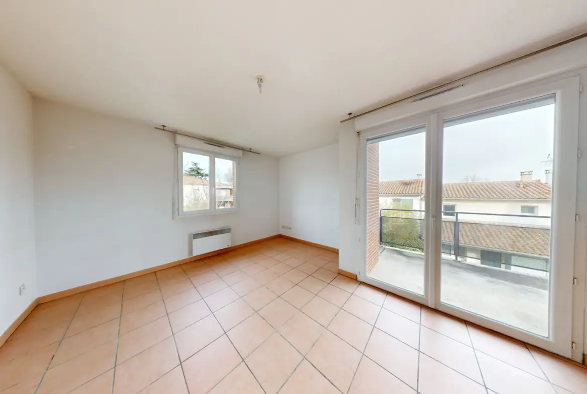 Appartement T3 lumineux avec terrasse et double parking à Toulouse 