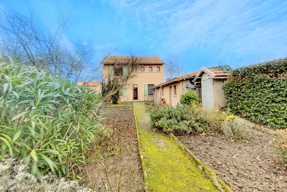 Charmante maison des années 30 à Montauban avec jardin 