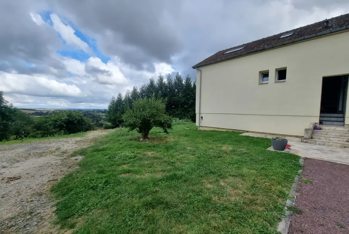 Maison de 90 m² à Ferrières-la-Verrerie - À vendre 