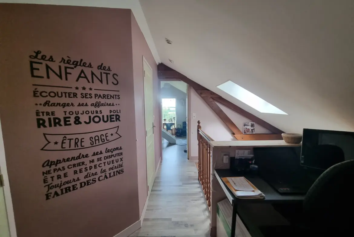 Maison de 90 m² à Ferrières-la-Verrerie - À vendre 