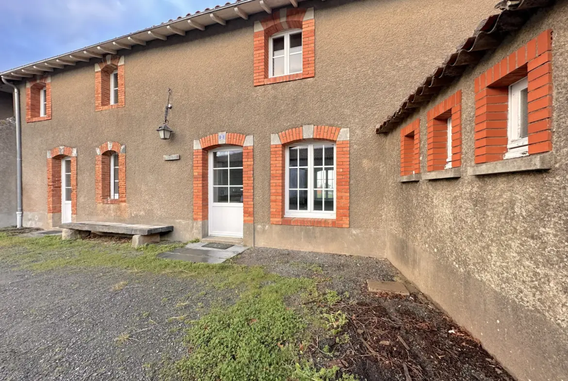 Maison à vendre à La Chapelle Heulin - 2 chambres et jardin 