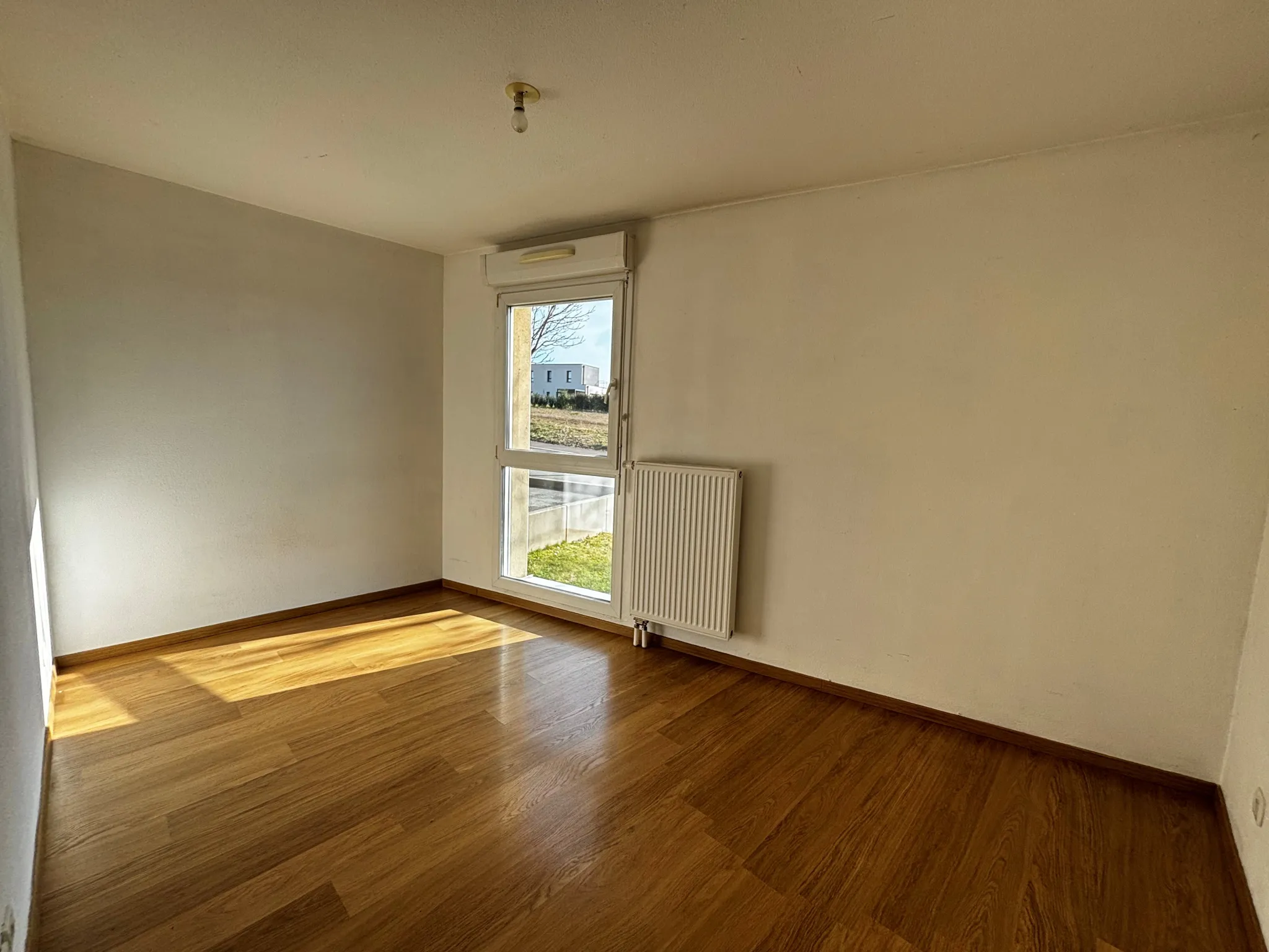 Bel appartement T3 avec terrasse et garage à Montbeliard 