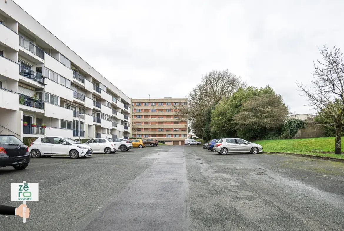 Appartement 4 pièces refait à neuf à La Roche-sur-Yon 