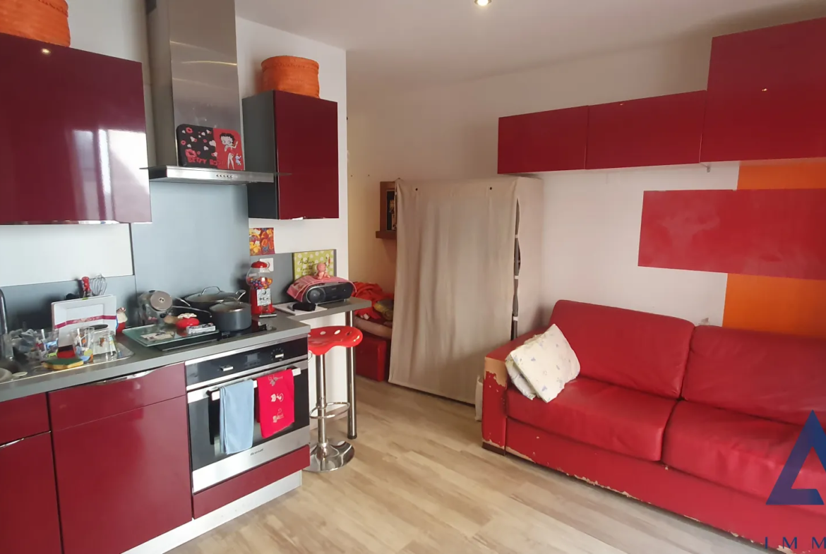 À vendre : Studio de 22m² à Agde, loué 430€ par mois 