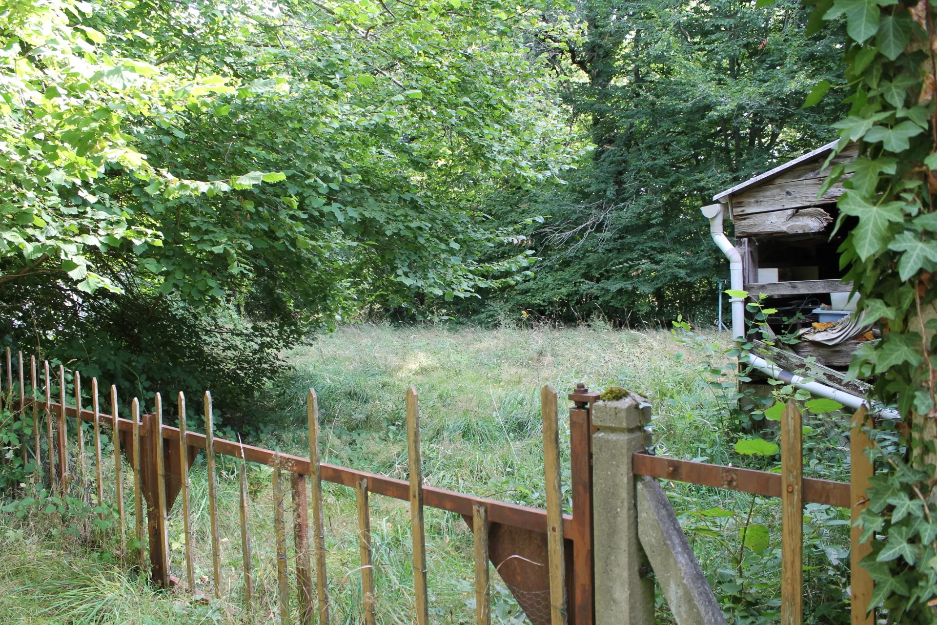 Maison à vendre à Saint-Saturnin avec 1709 m² de terrain 