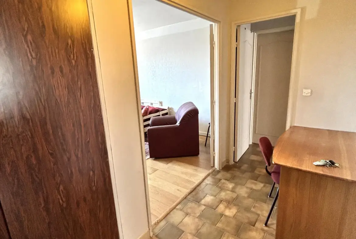 Appartement 2 pièces 56 m² avec cave et box fermé à Neuilly-sur-Marne 