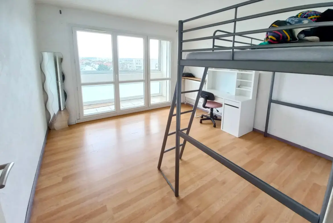 Appartement F5 lumineux à vendre à Créteil 