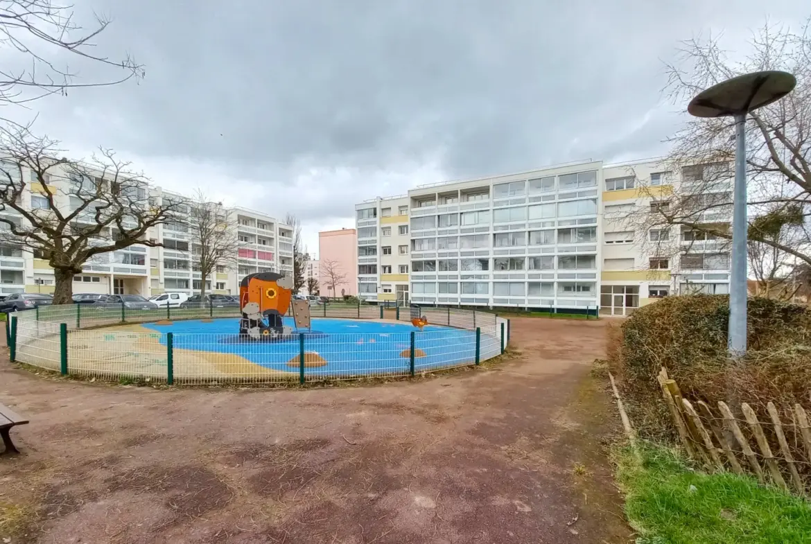 Appartement F5 lumineux à vendre à Créteil 