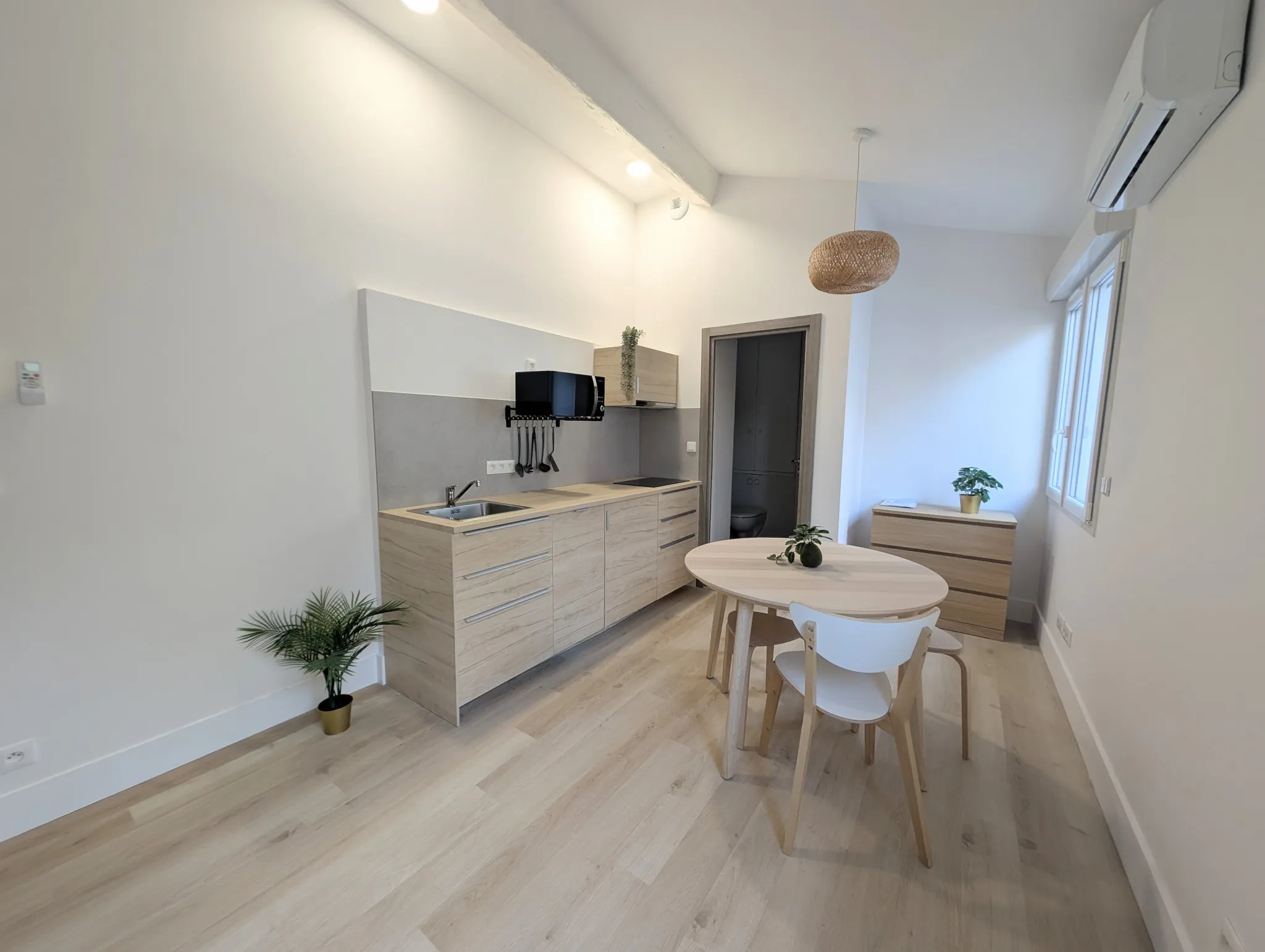 Studio rénové à vendre à Toulouse - Place du Capitole 