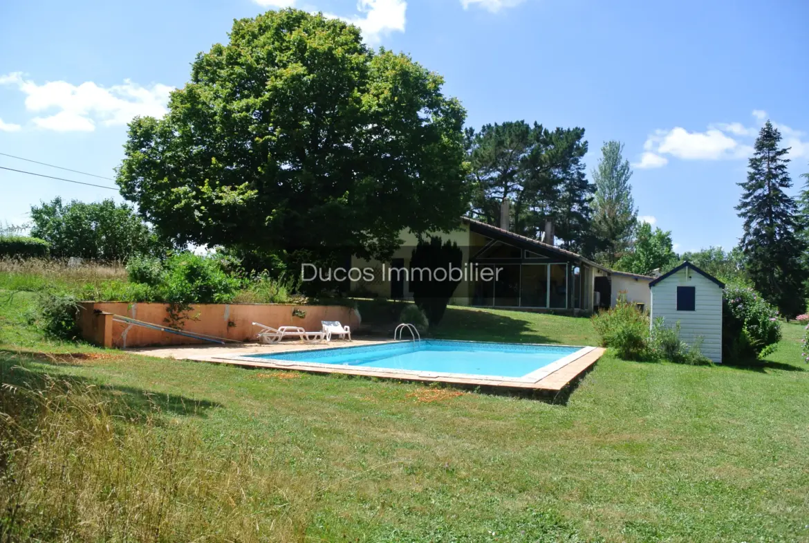 Maison spacieuse à Marmande avec piscine et jardin 