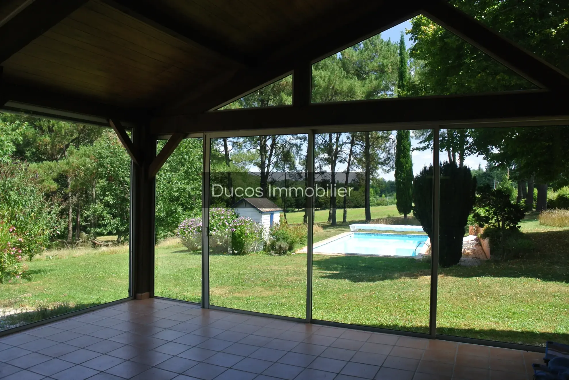 Maison spacieuse à Marmande avec piscine et jardin 