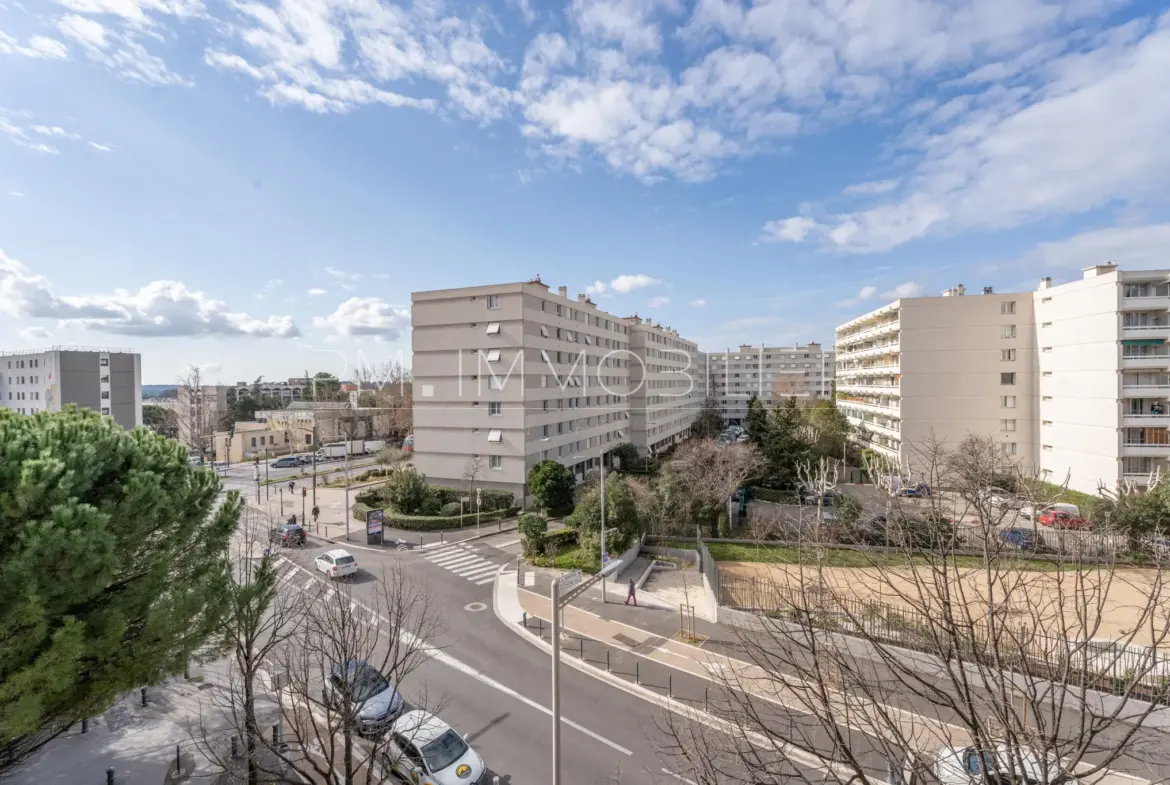 À vendre : Appartement T2 avec terrasse à Aix-en-Provence 