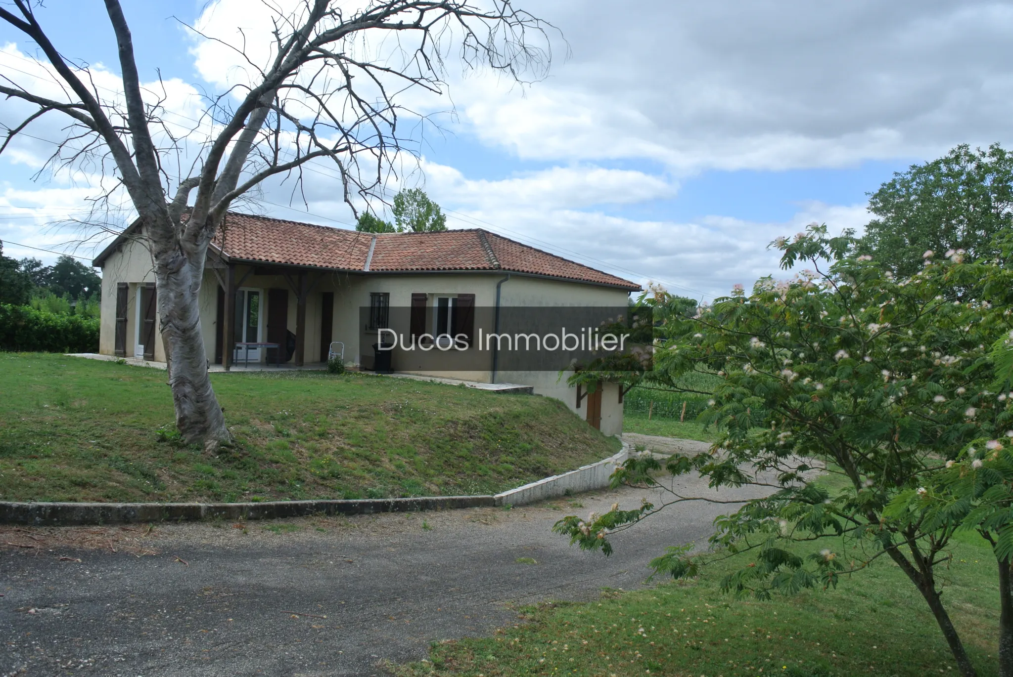 Maison rénovée à vendre à Marmande - 3 chambres avec jardin 