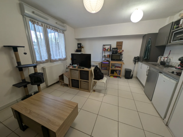 À vendre : Appartement T1 au rez-de-chaussée à Toulouse - Barrière de Paris