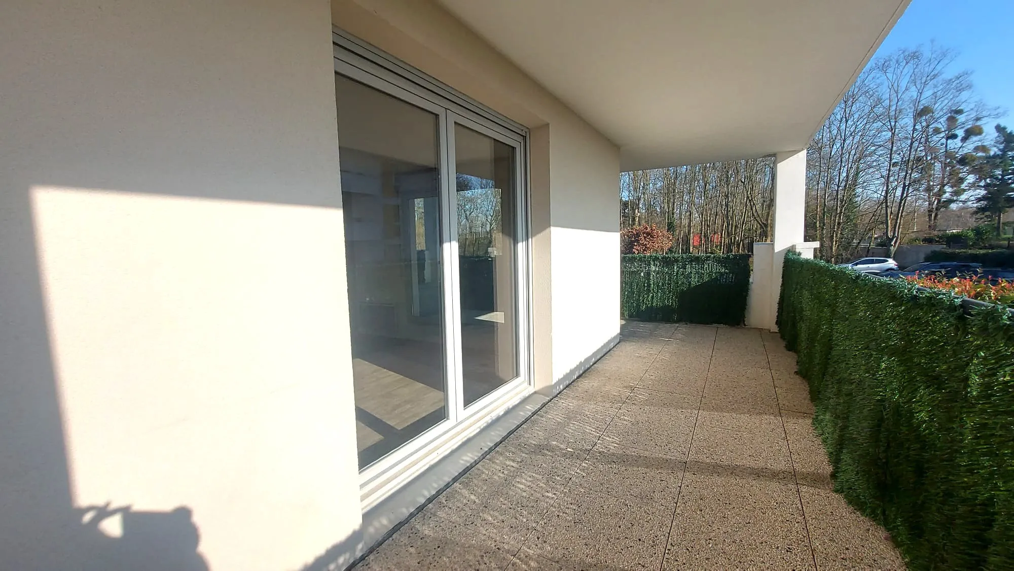 À Saint-Ouen-L'Aumône, grand appartement T3 avec balcon à vendre 