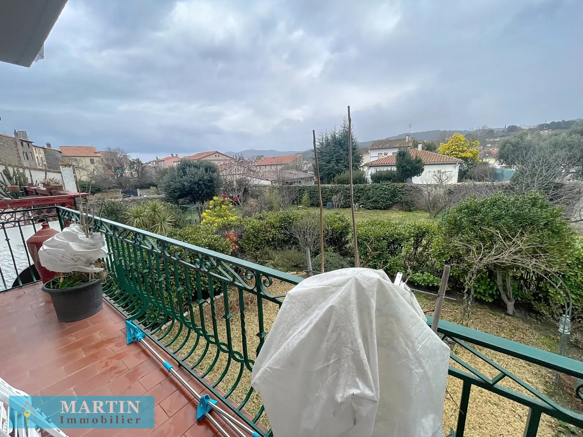 Appartement F3 lumineux avec balcon, jardin et parking à Maureillas-Las-Illas 