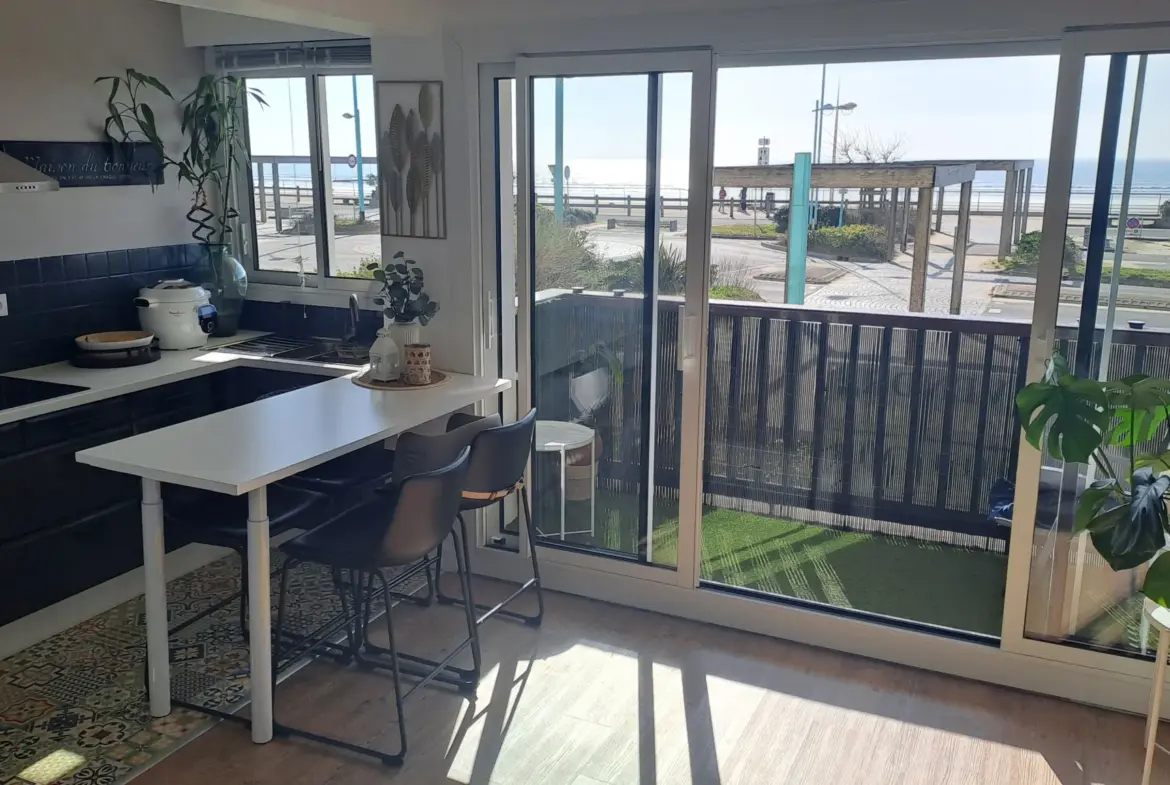 Appartement rénové avec vue sur la mer à St Jean de Monts 