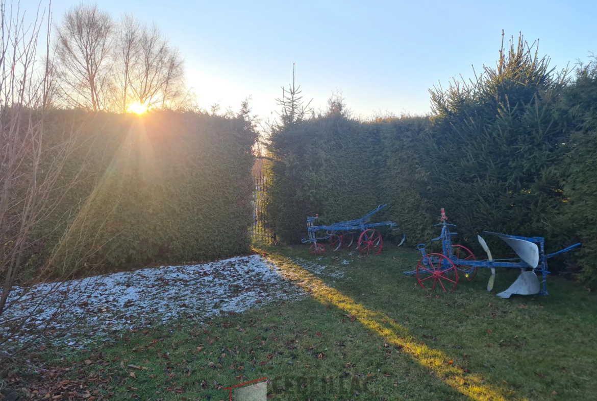 Maison récente à Saint Sauves d'Auvergne - 120 m², 4 chambres 