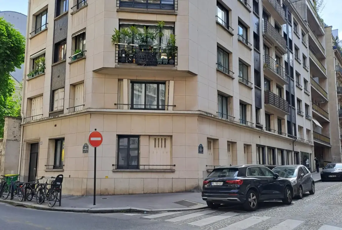 Vente studio sécurisé 15 m² rue Pergolese, Paris 75016 