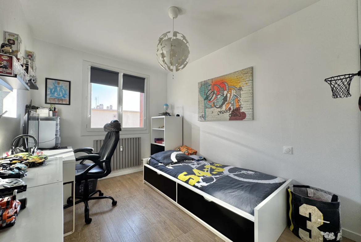 Appartement T5 à Hyères avec vue dégagée - 91m² 