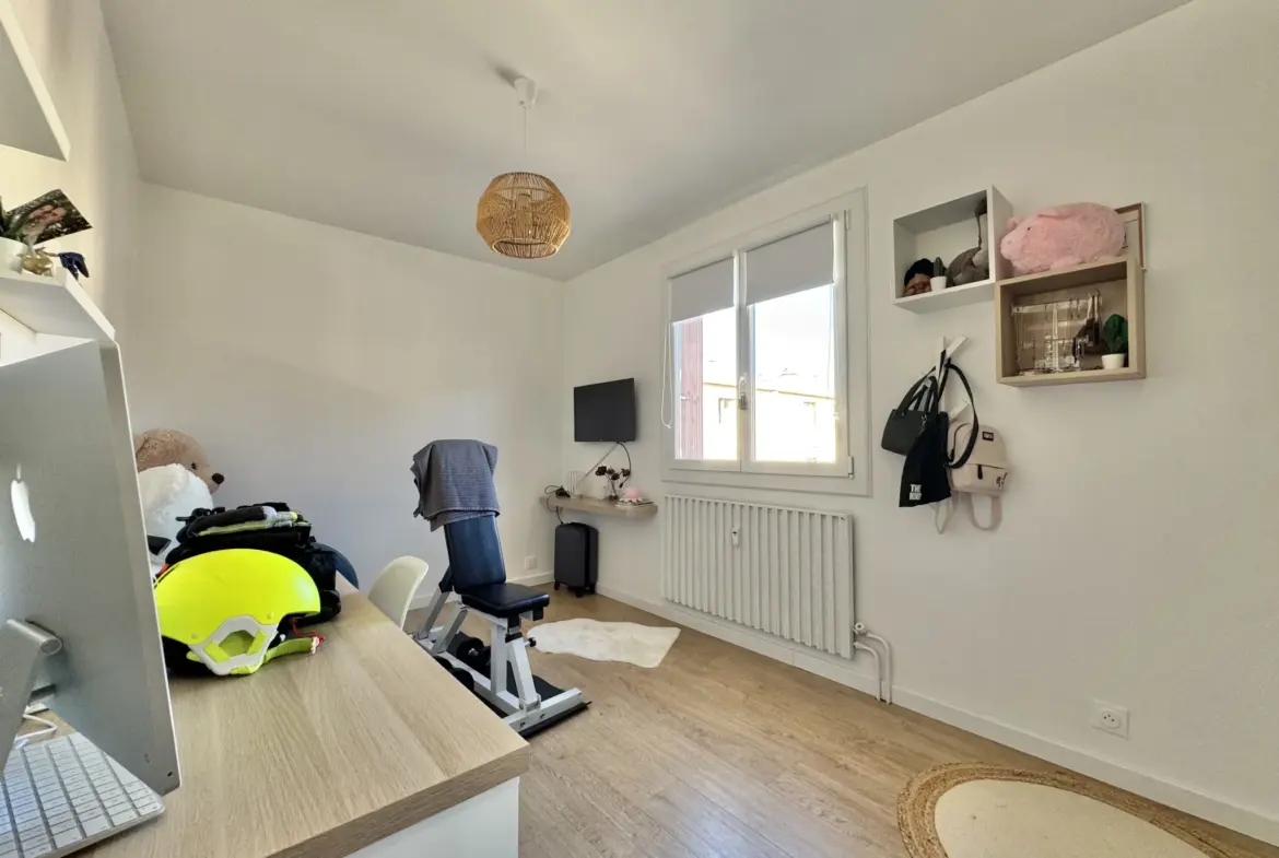 Appart T5 à Hyères - Vue dégagée, 91m² 