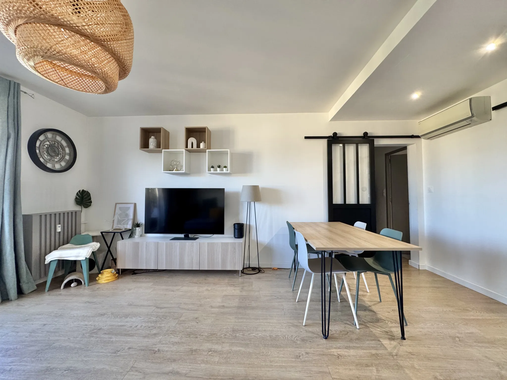 Appartement T5 à Hyères avec vue dégagée - 91m² 