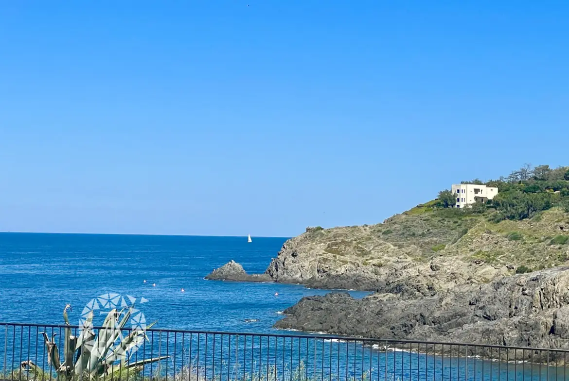 Studio à Collioure avec Terrasse et Vue sur Mer à Vendre 