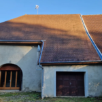 Maison en pierres à St Vit avec dépendance à aménager