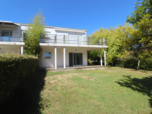 Appartement à vendre à Meschers-sur-Gironde - 2 chambres et jardin