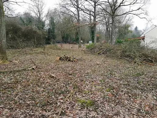 Terrain à bâtir de 1060 m² à La Brosse Montceaux - 77940