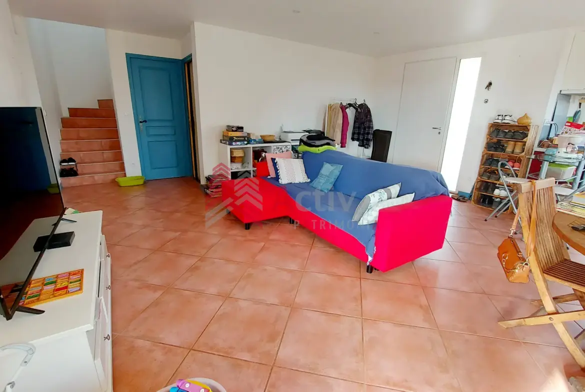 À vendre : Villa T5 récente à Fitou 