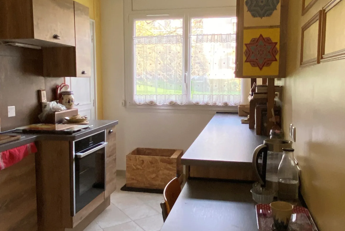 À vendre : Appartement 5 pièces de 105 m² à Saint-Michel-sur-Orge 