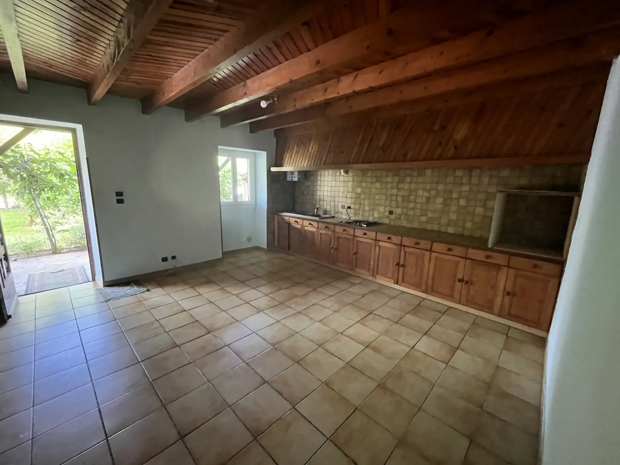 Maison 122 m² avec 3 chambres à Soulignac sur 1092 m² de terrain 