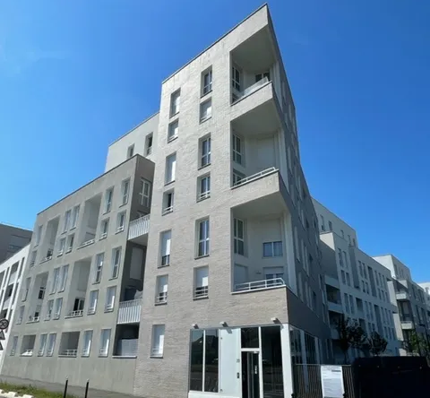 Vente appartement T2 récent 2020 à Évry