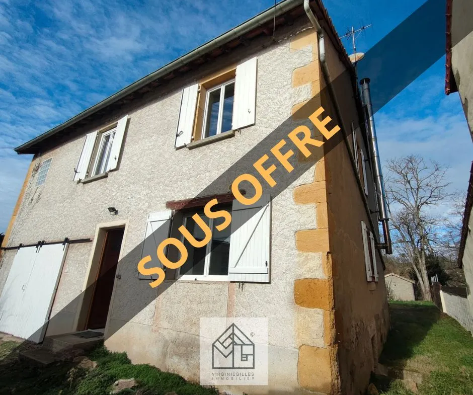 Maison en pierres avec jardin à Saint Denis de Cabanne 